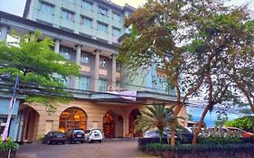 Onih Hotel